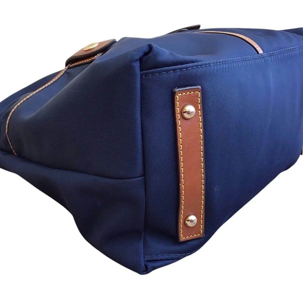 Dooney & Bourke Blue Wayfarer Sac Shoulder Bag